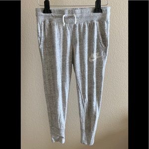 Capri Nike Sweats